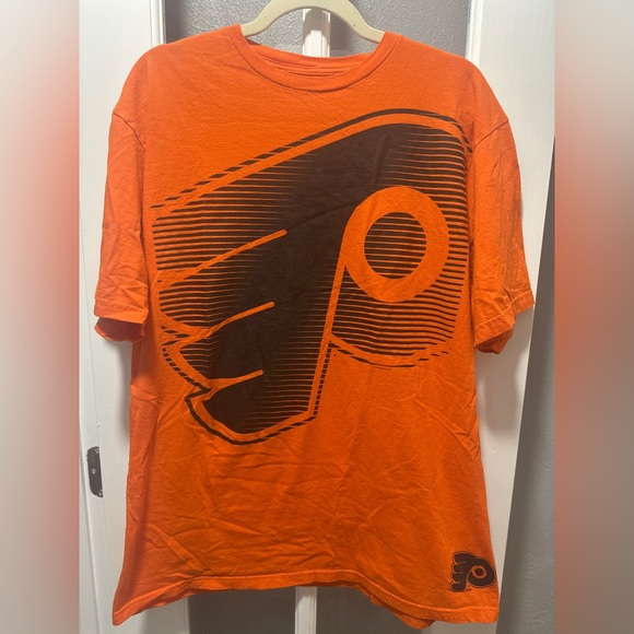 Reebok Other - Reebok Philadelphia Flyers T-Shirt